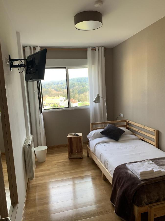 Pension 23-Vinte E Tres O Pedrouzo Bagian luar foto
